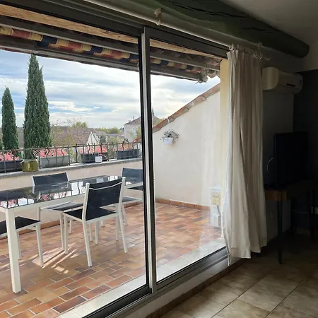Duplex Lumineux Sur Gde Terrasse, Balneo Double, Parking Prive, Clim, Local Velos Entraigues-sur-la-Sorgue Exterior photo