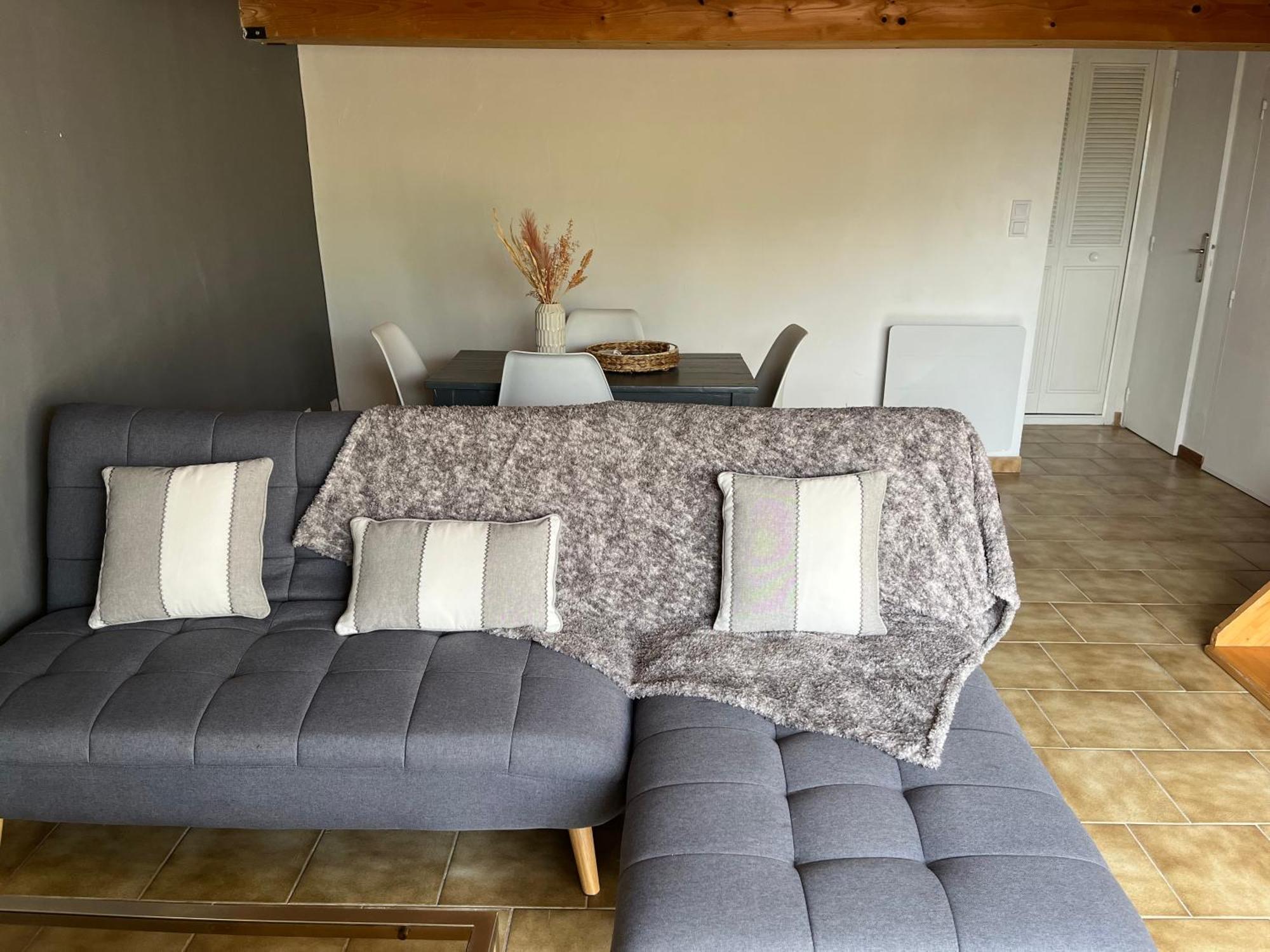Duplex Lumineux Sur Gde Terrasse, Balneo Double, Parking Prive, Clim, Local Velos Apartment *