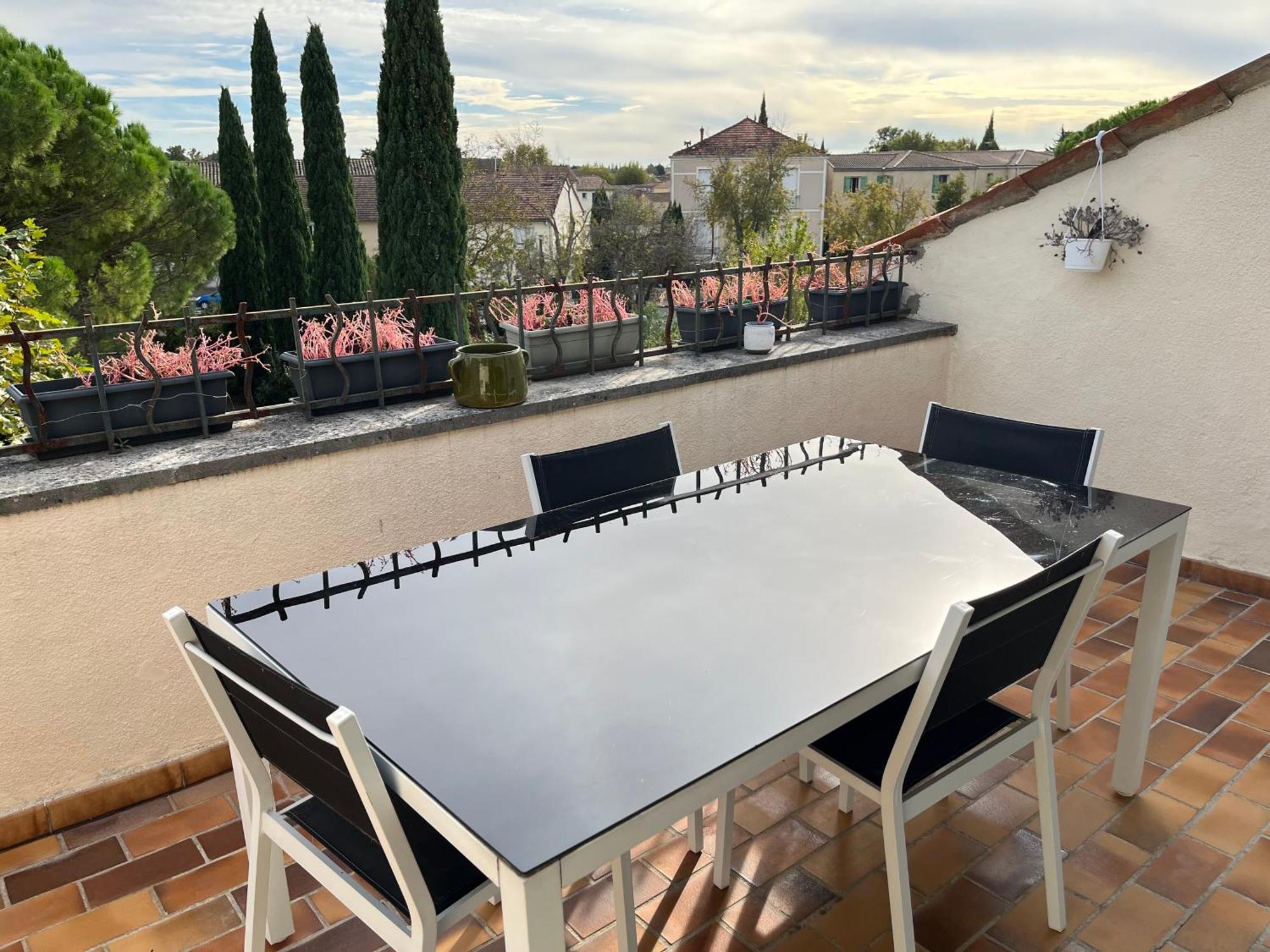 Duplex Lumineux Sur Gde Terrasse, Balneo Double, Parking Prive, Clim, Local Velos